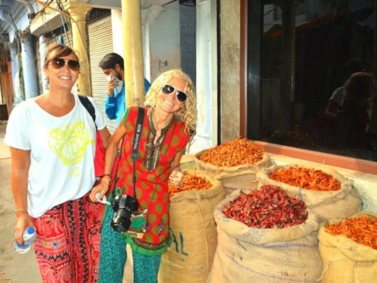 Custom Photo Tour Of Delhi